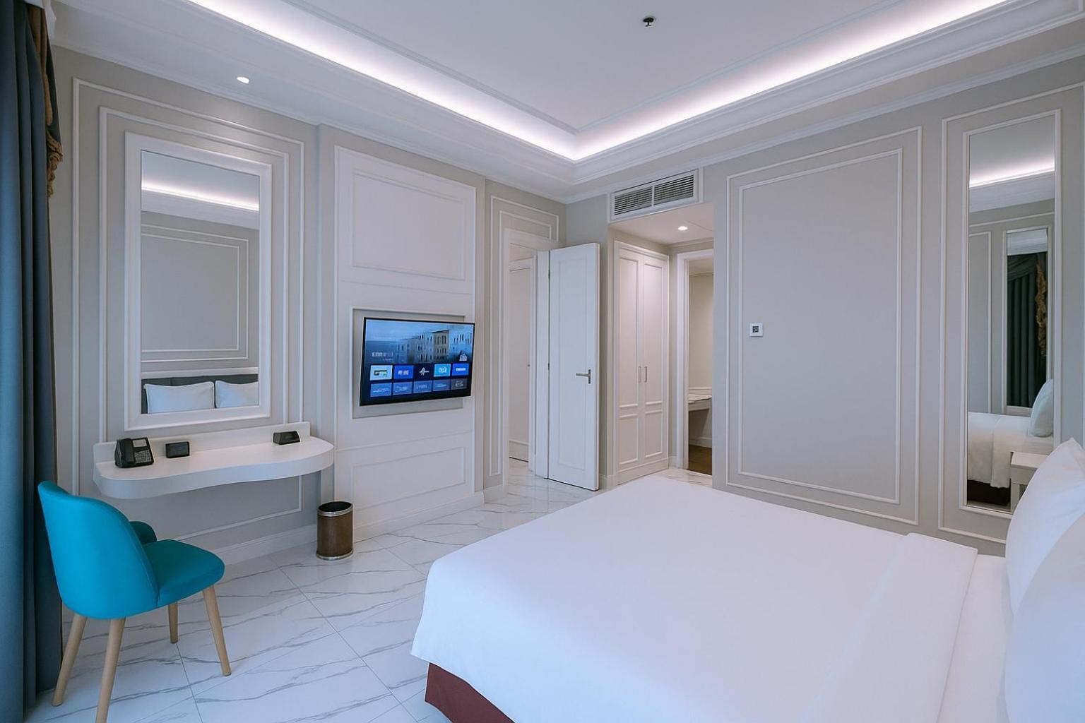 The Grantage Hotel & Sky Lounge Serpong Exterior photo